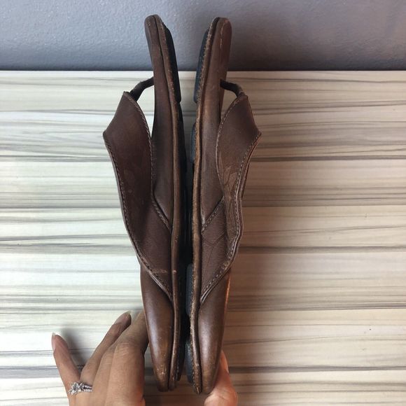 Olukai Kulia Mens Flip Flops Sandals Sz 9 Eur 42 Leather Brown Slip On Thong main image 4